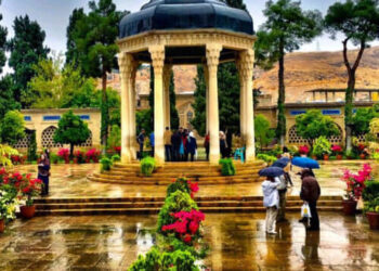 The_Tomb_of_Hafez_shiraz_iran