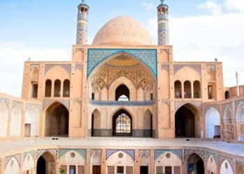 Agha_Bozorg_mosque_Kashan
