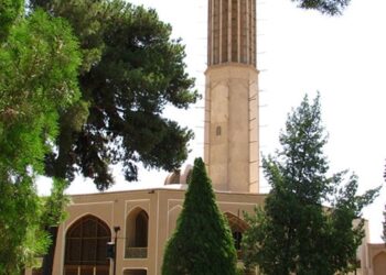 Dowlat_Abad_Garden_yazd_iran