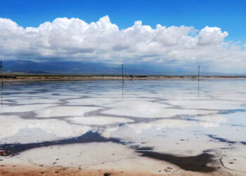 lake-salt-qom